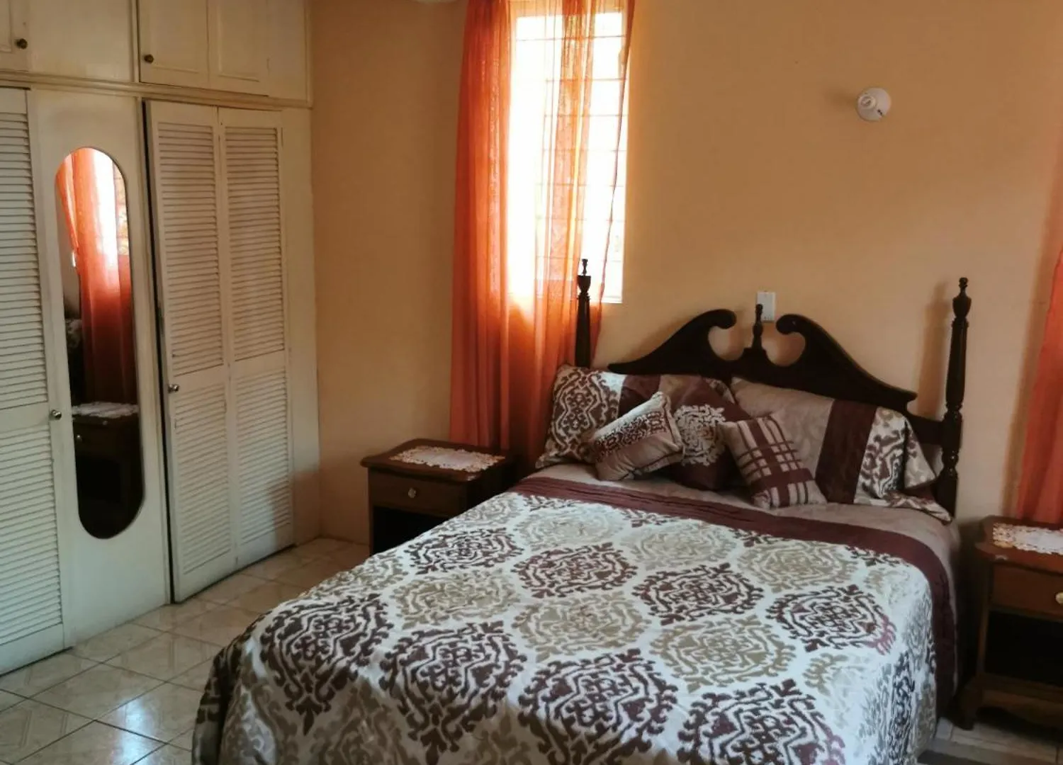 Sammy'S Place Kingston 0*,  Jamaica