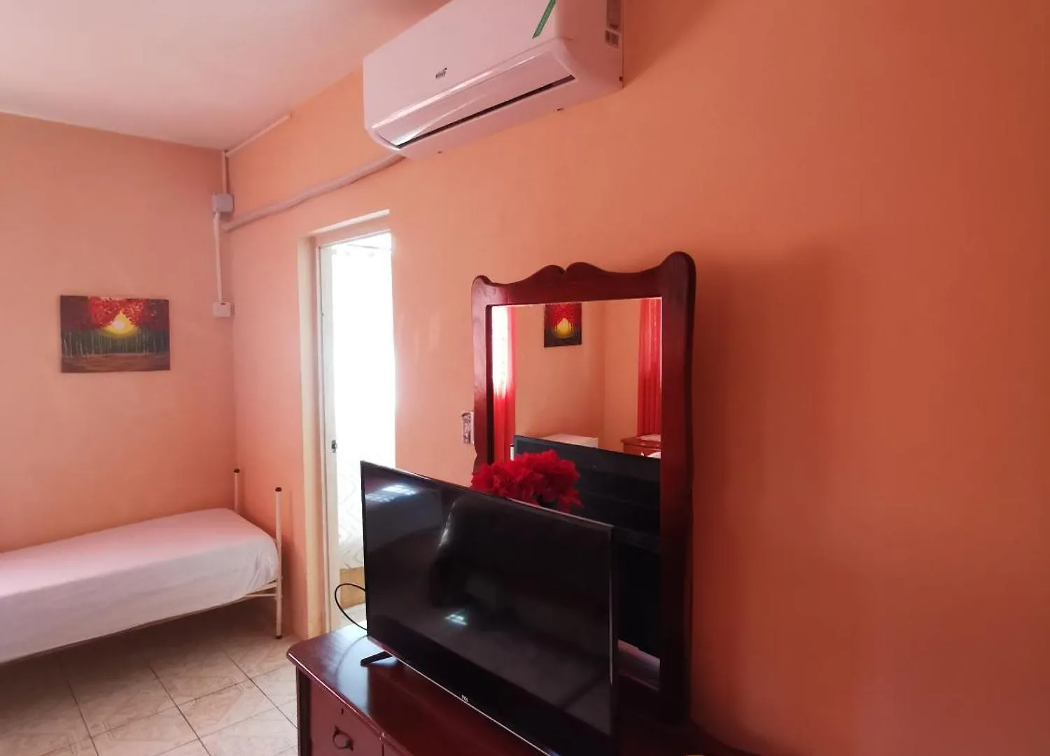Sammy'S Place Kingston Jamaica